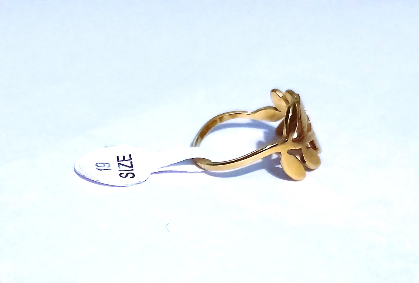 Custom Colored Gold Ring with Branch Design with Intricate Leaves