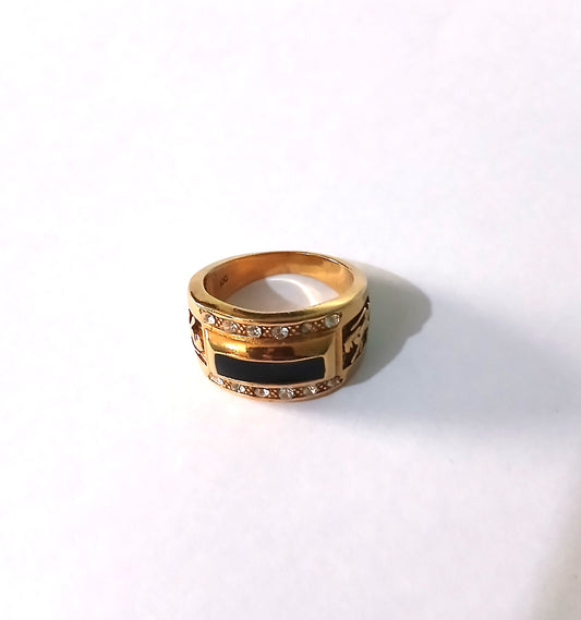The Refined Elegance of our Men's Gemstone Rings Colored in Gold