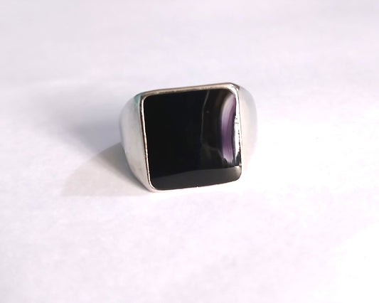 Silver Ring Features a Shiny Black Finish like Topaz