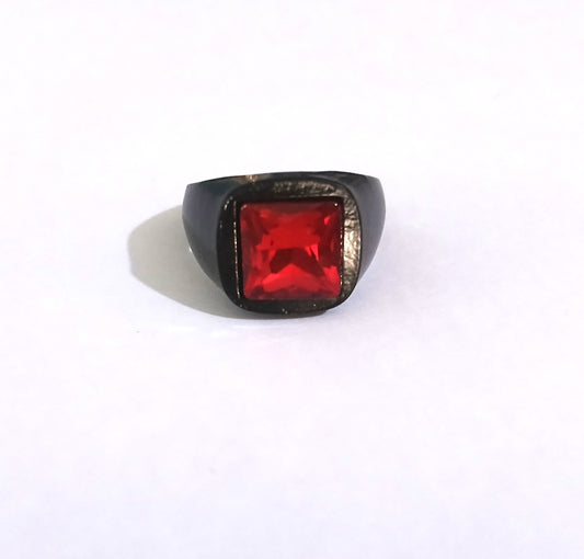 Black Men's Ring with Red Shine – South B Nairobi Style