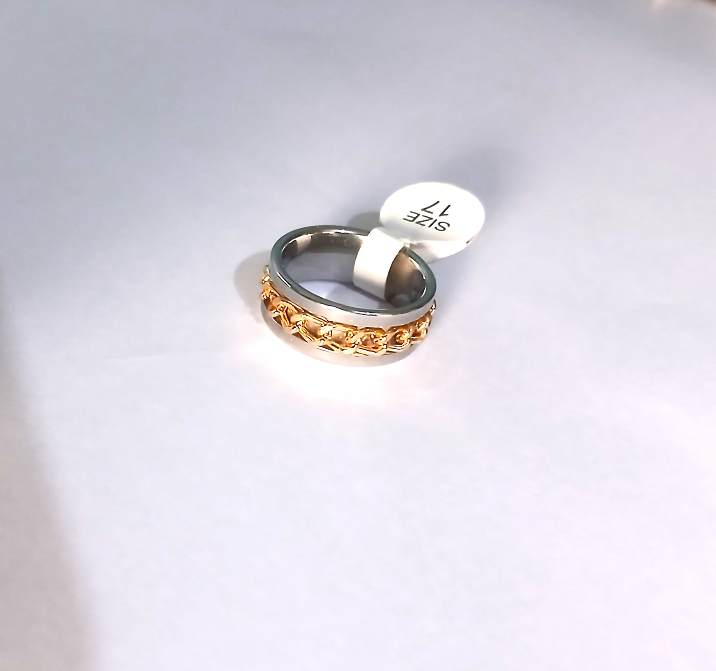 Silver Colored Round Band Ring with Gold Accents – Trendy South B Style