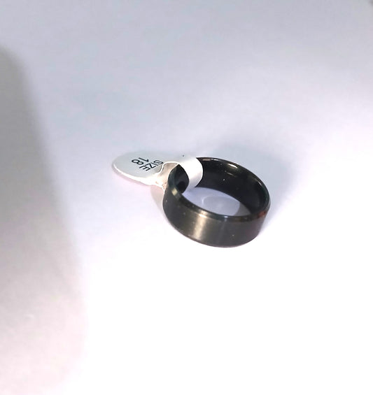 Sleek Black Band Ring – Unisex Affordable Style