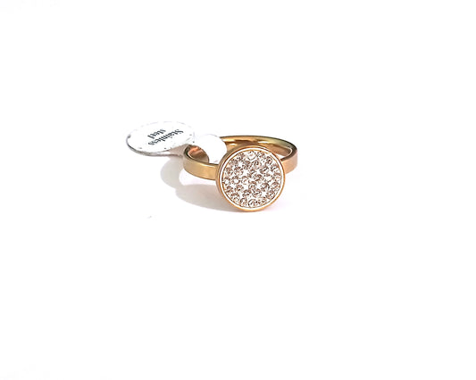 Gold Yellow Rings with Shiny Round Gemstones – Affordable Fashion in South B Nairobi