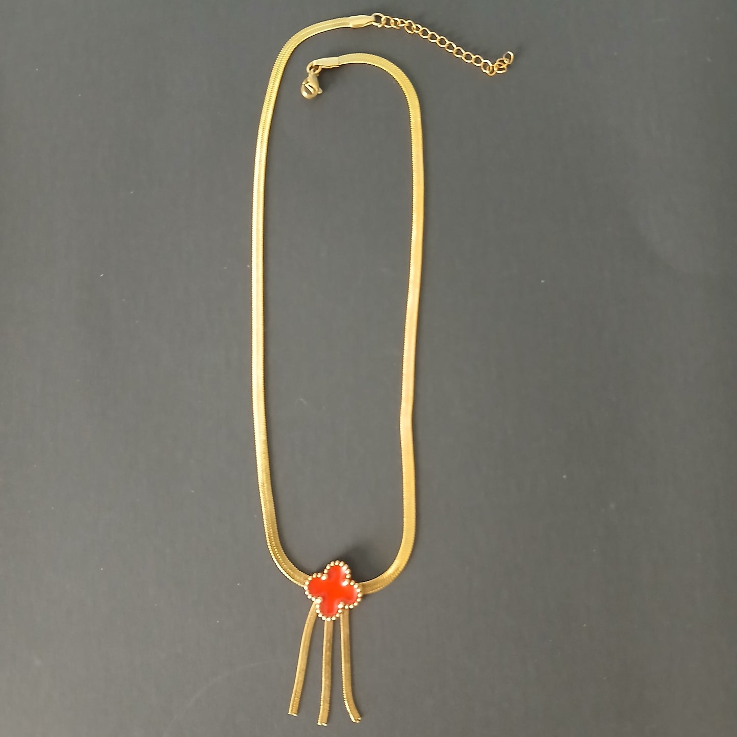 Red Flower Fashion Necklace – Affordable Women's Jewelry in Nairobi